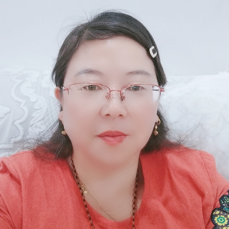 住家阿姨—譚秀華